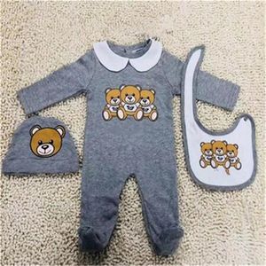 Karikatür Bear Baby Rompers Designer Toddler Çocuk Giysileri Uzun Kollu Bebek Grow Sleepsuits Yeni doğan bebek tulumları 0-18 ay