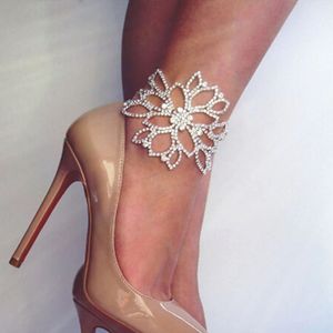 Erotisk sexig glitter glans nya tillbehör enkla höga klackar blomma anklet elegant gata slå strass sexiga armband kvinnor ankel