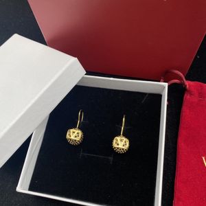 2023 Ohrringe Designer für Frauen Ohrstecker Luxus Gold Herzform Perle Kristall Gold Doppel V Buchstabe 925er Silber Schmuck Klassiker-3002