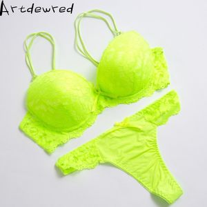 Bras Sets High Quality Deep V Sexy Plus Size Push Up Bra Set Flower Embroidery Lace Women's Underwear Set Bra and Underwear 34 36 38 40 42 BCD 230520