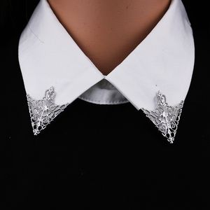 Vintage Triangle Shirt Gollar Pin Collar Broche Broche Women Hollow Out Metal Broche Roupos Decorativo Pin Jóias de moda