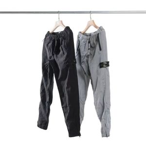 Designers calças de metal bolso bordado crachá calças casuais marca fina calças reflexivas tamanho M-2XL