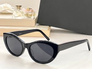 M 115 Black Grey Cat Eye Solglasögon Kvinnor Summer Sunnies Gafas de Sol Sonnenbrille Sun Shades UV400 Eyewear With Box