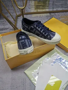 Designer Flat Sneaker Luxo Virgil Trainer Sapatos Casuais Denim Lona Couro Branco Verde Vermelho Azul 0516