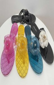 2022 moda mujer Camelia flor Tanga sandalia claro brillo jalea diapositivas zapatillas transparente cristal PVC playa zapatos planos Slip5429261