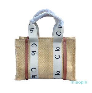 Designerskie torby-torby Słomka Designerka Kobiety na zakupy pojedyncze torebki płócienne Trave Portpraty na ramię