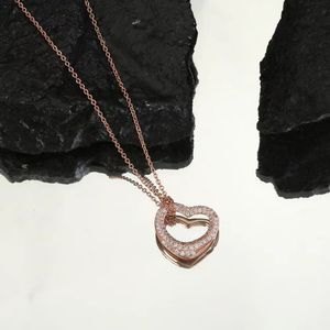 Nytt silver 18k guld smycken hänge lyx kärlek halsband diamanter designer kvinnor män par mode toppkvalitet bröllop fest tacksägelse dag valentin gåvor cool