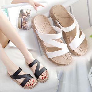 Sandalen Schwarz/Weiß/Rosa Gelee Schuhe Frau Schmalband PVC Strand Plattform Hausschuhe Rutschfeste Outdoor Flip Flops alias Y518