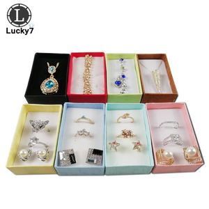 Lådor grossistbultade färger smycken uppsättningar display lådan halsband örhängen ring låda 5*8*2,5 cm förpackning presentförpackning blandad 24 st/parti