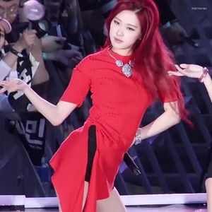 Tute da donna Kpop Corea ROSE Costumi di danza jazz Gruppo di ragazze Abito rosso Discoteca DJ Vestiti per spettacoli teatrali Abbigliamento per festival Rave