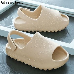 Sipper Summer For Kids Sandals Baby Toddler Fashion Boys Buty Buty plażowe Slajdes Kości Bone Dzieci Lekka woda 230522