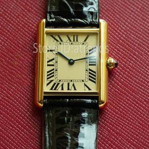 Super Top Stylish Quartz Watch Women Gold Dial Sapphire Glass Small Size Black Leather Strap Wristwatch Classic Rectangle Design Ladies Dress Clock 1546