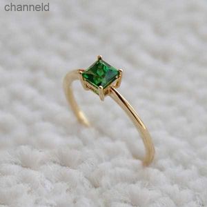 Band Rings Band Rings Simples feminino pequeno anel de pedra verde vintage cor de ouro amarelo amor anel de casamento prometeu anéis de noivado para mulheres AA230323L230518