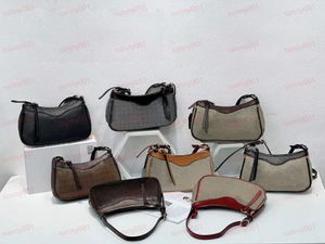 Designer Cross Body Bag Sadel Bag Högkvalitativ axillär paket Fashion Axel Bag Luxury Crescent Påsar Satchel Handväskor