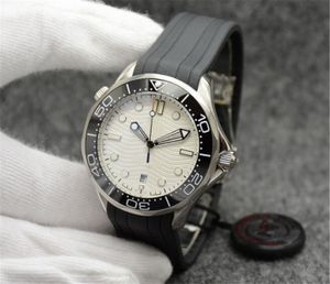 Top Designer Free 41 mm zegarek Automatyczne mechaniczne mechaniczne zegarki na zewnątrz czarne tarcze z bransoletką ze stali nierdzewnej obrotowa ramka przezroczystą obudowę