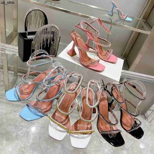 Sandals Amina Muaddi Designer Heels Sliders High quality Women Sandals Classic Slippers leather Color sexy Party wedding dress shoes Travel Outdoor Beach Heat sand
