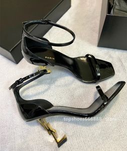 2023 новый сексуальный бренд дизайнер банкеты сандалии женщины лето Париж дизайнер сандалии на высоком каблуке ночные клубы показы мод обувь ys тапочки