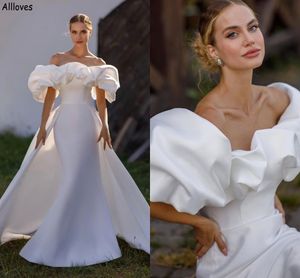 Os elegantes cetim drapeados do ombro sereia vestidos de noiva com trem destacável Simples Boho Vestidos de noiva modestos Modest Size Bride Reception Dress CL2276