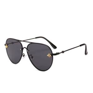2023 Hot Style Polariserade svarta solglasögon för män Metall full ramglas av god kvalitet adumbral prydnadsstrandglasögon med original låda vintage solglasögon