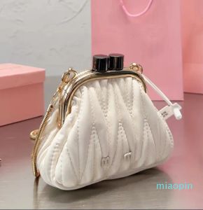 2023 새로운 패션 디자이너 미니 쉘 가방 여성 어깨 가방 체인 크로스 바디 지갑 디자이너 지갑 진정한 가죽 편지 하드웨어 평범한 여자 동전 지갑