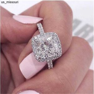 Pierścienie zespołowe 2020 CUTHION Cut 3CT Lab Diamond Ring 925 Srebrny Srebrny zaręczyny Pierścienie dla kobiet mężczyzn Mężczyzn MOISSANITE Party Jewelry J230522