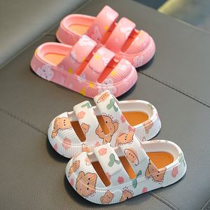 Slipper 110 år barn tofflor för flickor och pojkar hemskor tecknad badrum nonslip glides baby småbarn inomhus pantufa infantil 230522