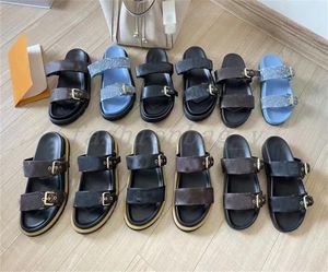 Designer Slippers BOM DIA COMFORT Straps Buckle Loafers Women Summer Beach Rubber Soles Sandals Comfortable Flat Shoe