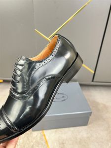 2023 Scarpe eleganti da uomo di lusso Scarpe da sposa in pelle fatte a mano stile brogue Paty Scarpe da uomo in pelle Oxford Scarpe formali Zapatos Hombre 38-45