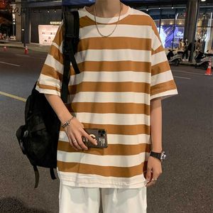 T-shirt da uomo Magliette da uomo Summer Striped Oneck Ins Allmatch Fashion Chic Top Abbigliamento maschile Streetwear ammaccature Ulzzang Teens Handsome Cosy Z0522