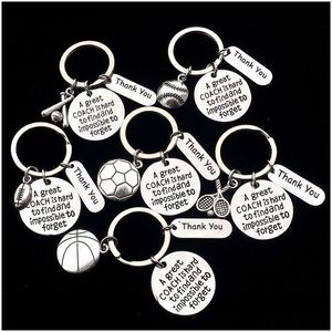 Schlüsselanhänger Lanyards 25 mm Edelstahl Schlüsselanhänger Anhänger Ein toller Schlüsselanhänger Fußball Basketball Baseball Schlüsselanhänger Abschluss Creativ Dh2Vu