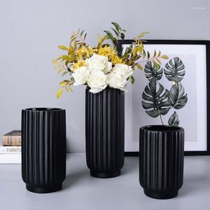 Vazolar Modern Tablo Vazo Ceramik Dekoratif Nordic Tasarım Avrupa Ev Dekoru Çiçeği Fiori Başına Minimalist Vasi