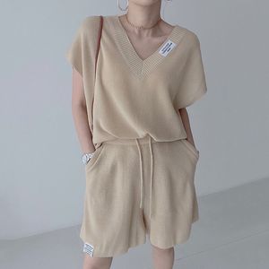 여성의 한국 V- 넥 짧은 슬리브 느슨한 니트 탑 및 탄성 허리 반바지 트윈 세트 홈 캐주얼 슈트