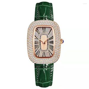 腕時計ウォカイ高品質のファッション贅沢フルダイヤモンドピジョンエッグレディベルトクォーツ時計学生ガールドレスクロックローマヴィンテージ