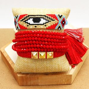 ブレスレットZhongvi Classic Evil Evil Eye Brocelet for Women Jewelry Miyuki Red Beaded Loom Bracelets Rivet Pulsera Mujer Handmade Tassel Gifts