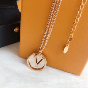 Luxury Fashion Pendant Necklaces For Women Men Letter Necklace Bilayer Highly Quality Choker Chains Designer Jewelry Gold Girls Gift