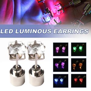 Brincos de garanhão 1 par 6 cores iluminam LED Square Night Unisex Ear Studs para festival de festas de Natal de Halloween Gift Fashion Jewelry