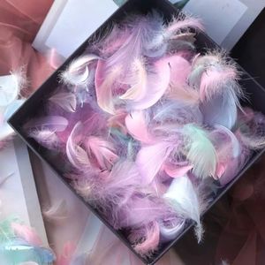 Presentförpackning 100 st Colorful Feather Box Filler Supplies Diy Craft Wedding Happy Birthday Party Decoration Accessories 230522
