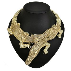 Halsband Rhinestones Crystal Crocodiles Halsband Uttalande Big Choker Alloy Bib Collar Maxi Vintage Party Jewelry Bijoux Femme Ukmoc
