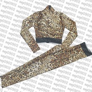 Leopard Print Yoga Outfits Womens Two Piece Outfit långärmad sportstoppar med hög midja yoga leggings