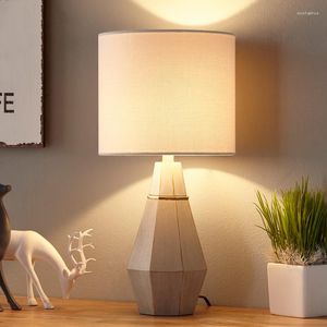 Bordslampor nordiskt modern lampa guld sovrum kreativa minimalistiska sängen mode läsrum lampara de mesa hem dekoration