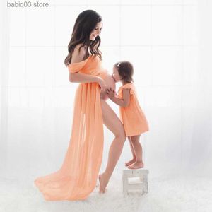 Moderskapsklänningar axelfri mammklänning för fotografering sexig främre delning graviditet klänningar för fotografering vit graviditet maxi klänning kvinnor t230523