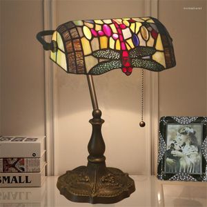 Tischlampen Libelle Kreative Tiffany Schlafzimmer Bettlampe Schreibtisch Licht Vintage Wohnkultur Buntglas Beleuchtungskörper Zugschalter