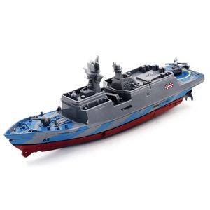 RC Boat Warship 2.4 GHz Zabawki pilota Mini Electric Nośnik dzieci na świeżym powietrzu w wodę