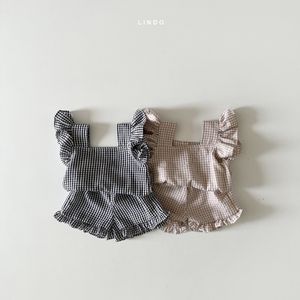 Kläder sätter baby flicka plädkläder set casual ruffle hyls thirt topp shorts enkel barn sommar bebes accesorios recien nacido 230522