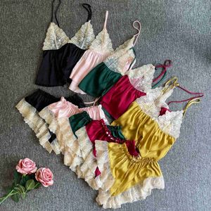 Kobietowa odzież sutowa 2pcs seksowna piżama zestaw snu Satin Strap Cami Shorts PJS Suit V-dółka Koronkowa piżama piżama letnia femme intymna bielizna T230523