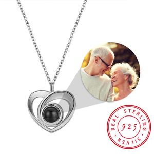 Necklaces 925 Silver Love Heart Projection Necklace Custom Memorial Photo Pendant Trendy Best Friends Holiday Gifts for Mom Bff Jewelry