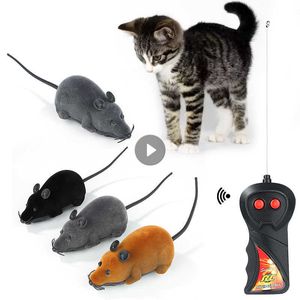 Toys RC Cat Mice Cat Toys Remote Control False Mouse Novelty RC Cat Rolig Interactive Rat Toy Electronic Mouse Cat Toys Pet Accessories G230520