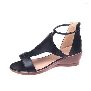 Slippers 2023 Women Leather Sandalias Wedges Shoes Summer Casual Beach Rome Vintage Ladies Gladiator Open Toe Platform