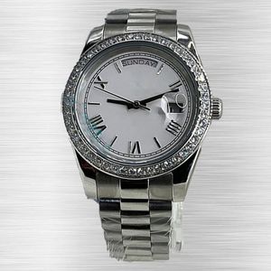 Diamond Automatic Watches for Men Busines Watch مصنوعة من الفولاذ المقاوم للصدأ الأزرق الزرقاء الإبرة العدسة الياقوت