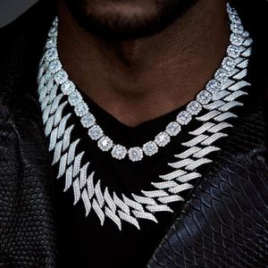 Halsketten Hiphop Spiked Cuban Link Chain 30mm Breite Triple Raw 5A Cubic Zirconia Paved Iced Out Bling CZ Heavy Mens Boy Cuban Necklace